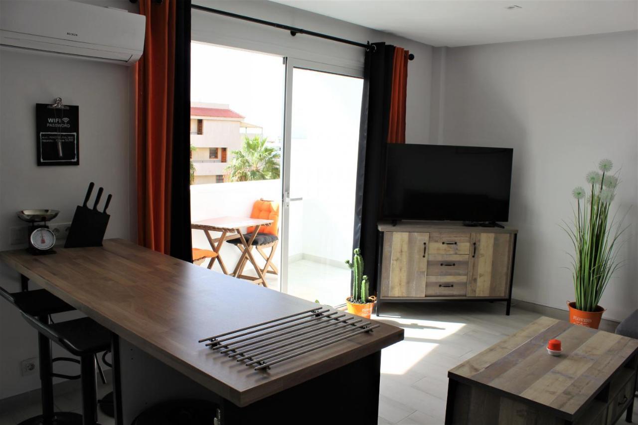 Modern And Lovely Apartment In Los Cristianos لوس كريستيانوس المظهر الخارجي الصورة